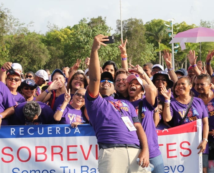 Relay For Life participants in Puerto Rico take a selfie
